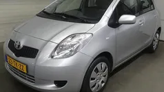Gebruikt 2006 Toyota Yaris Sol Hatchback | € 3.999 (Eerlijke prijs)