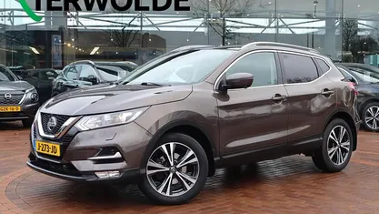 Bruin Occasion 2019 Nissan Qashqai N-Connecta SUV | € 19.945 (Eerlijke prijs)