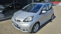 Grijs Gebruikt 2009 Toyota Aygo Comfort Hatchback | € 2.895 (Eerlijke prijs)