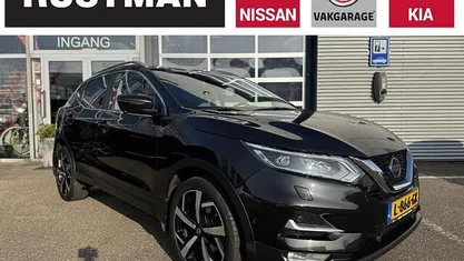 Zwart Occasion 2020 Nissan Qashqai Tekna SUV | € 21.550 (Eerlijke prijs)