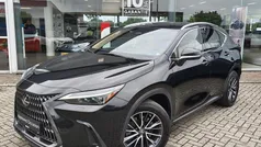 Zwart Gebruikt 2022 Lexus NX450h+ Executive Line SUV | € 54.995 (Goede deal)