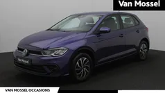 Paars Gebruikt 2023 VW Polo Life Hatchback | € 21.900 (Eerlijke prijs)