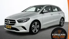 Gebruikt 2021 Mercedes B180 Business MPV | € 23.940 (Eerlijke prijs)