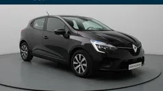 Gebruikt 2023 Renault Clio V Equilibre Hatchback | € 15.790 (Eerlijke prijs)