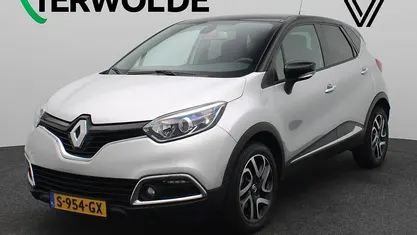 Grijs Gebruikt 2017 Renault Captur Intens SUV | € 14.840 (Eerlijke prijs)