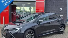 Zwart Nieuw 2025 Toyota Corolla Hybrid Sport Hatchback | € 46.079 (Super prijs)