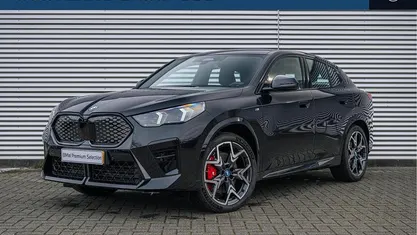 Zwart Gebruikt 2025 BMW iX2 Comfort Edition SUV | € 43.950 (Eerlijke prijs)