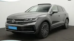 Grijs Gebruikt 2024 VW Touareg Elegance SUV | € 82.900 (Eerlijke prijs)