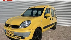 Geel Gebruikt 2007 Renault Kangoo Expression MPV | € 4.948 (Eerlijke prijs)