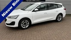 Wit Gebruikt 2022 Ford Focus Stationwagen | € 15.745 (Eerlijke prijs)