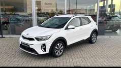 Gebruikt 2021 Kia Stonic SUV | € 17.745 (Eerlijke prijs)