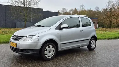 Grijs Gebruikt 2007 VW Fox Trendline Hatchback | € 1.499 (Eerlijke prijs)