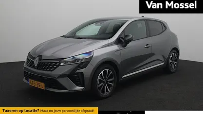Gebruikt 2024 Renault Clio V Techno Hatchback | € 23.639 (Eerlijke prijs)