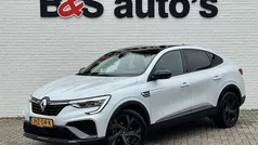 Wit Gebruikt 2022 Renault Arkana Engineered SUV | € 22.700 (Eerlijke prijs)