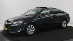 Gebruikt 2016 Opel Insignia Business Hatchback | € 9.900 (Eerlijke prijs)