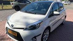 Wit Gebruikt 2012 Toyota Yaris Hatchback | € 10.950 (Eerlijke prijs)