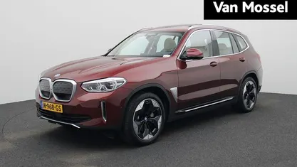 Rood Gebruikt 2021 BMW iX3 Executive SUV | € 33.900 (Goede deal)