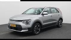 Grijs Gebruikt 2024 Kia e-Niro Light SUV | € 30.940 (Eerlijke prijs)