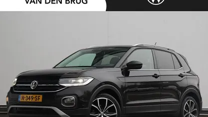 Zwart Occasion 2020 VW T-Cross Style SUV | € 19.395 (Eerlijke prijs)