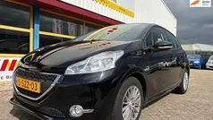 Zwart Gebruikt 2014 Peugeot 208 Envy Hatchback | € 4.499 (Goede deal)