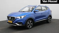 Blauw Gebruikt 2021 MG ZS Luxury Sedan | € 15.495 (Eerlijke prijs)