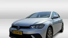Grijs Gebruikt 2022 VW Polo Life Hatchback | € 19.450 (Eerlijke prijs)