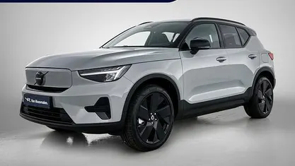 Gebruikt 2025 Volvo EX40 Plus SUV | € 54.400 (Eerlijke prijs)