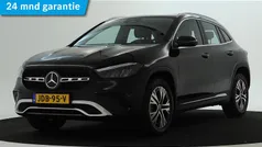 Donker kosmoszwart metaalkleur metallic Gebruikt 2023 Mercedes GLA250 Advanced SUV | € 43.750 (Eerlijke prijs)