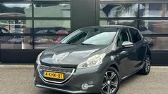 Grijs Gebruikt 2013 Peugeot 208 Griffe Hatchback | € 5.999 (Eerlijke prijs)