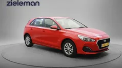 Rood Gebruikt 2020 Hyundai i30 Comfort Hatchback | € 13.845 (Goede deal)