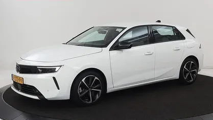 Occasion 2022 Opel Astra Edition Hatchback | € 21.900 (Eerlijke prijs)