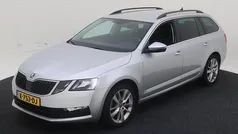 Zilver Gebruikt 2020 Skoda Octavia Business Line Stationwagen | € 19.550 (Goede deal)