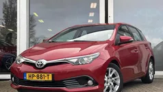 Gebruikt 2015 Toyota Auris Hatchback | € 14.250 (Eerlijke prijs)