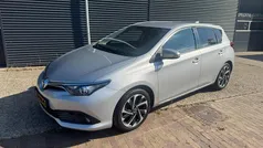 Gebruikt 2015 Toyota Auris Hatchback | € 12.500 (Eerlijke prijs)