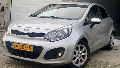 Gebruikt 2012 Kia Rio Plus Hatchback | € 5.450 (Eerlijke prijs)