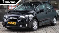 Zwart Gebruikt 2016 Honda Jazz Comfort Hatchback | € 11.450 (Eerlijke prijs)
