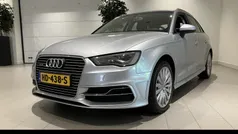 Grijs Gebruikt 2015 Audi A3 Sportback e-tron Attraction Sedan | € 13.400