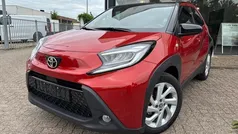 Rood Gebruikt 2022 Toyota Aygo Style Hatchback | € 19.995 (Eerlijke prijs)