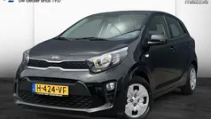 Zwart Gebruikt 2020 Kia Picanto Hatchback | € 10.890 (Eerlijke prijs)