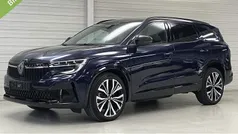 Night blue (terre) Gebruikt 2023 Renault Espace Iconic MPV | € 41.885 (Eerlijke prijs)