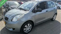 Grijs Gebruikt 2008 Toyota Yaris Hatchback | € 3.950 (Eerlijke prijs)