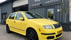 Geel Gebruikt 2006 Skoda Fabia Hatchback | € 895 (Goede deal)