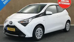 Gebruikt 2021 Toyota Aygo X-play Hatchback | € 11.750 (Eerlijke prijs)