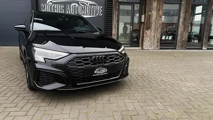 Occasion Audi A3 Sportback Competition 150 PK (110 kW) 2022 Zwart Hatchback