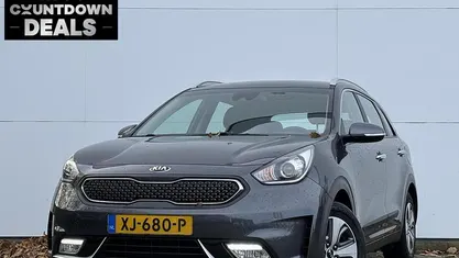 Grijs Gebruikt 2019 Kia Niro SUV | € 18.195 (Eerlijke prijs)