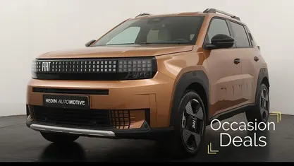 Occasion 2025 Fiat Grande Panda La Prima Hatchback | € 23.995 (Super prijs)