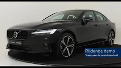 Gebruikt 2024 Volvo S60 Ultimate Sedan | € 40.490 (Eerlijke prijs)
