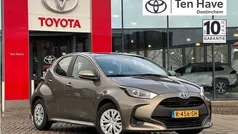 Groen Gebruikt 2022 Toyota Yaris Active Hatchback | € 21.400 (Eerlijke prijs)