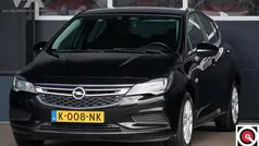 Zwart Gebruikt 2016 Opel Astra Business Hatchback | € 9.845 (Eerlijke prijs)