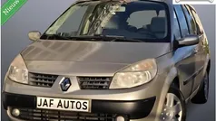 Beige Gebruikt 2006 Renault Grand Scénic II MPV | € 1.750 (Eerlijke prijs)